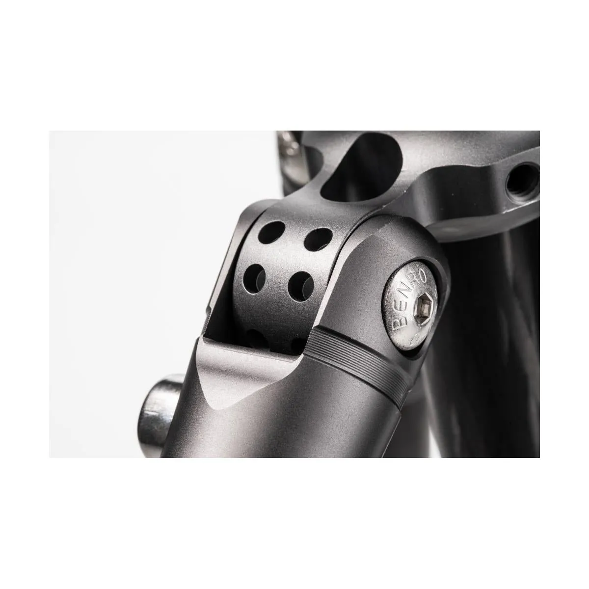Benro Bat Carbon Fiber Two Series 4-Leg Section Travel Tripod/Monopod with VX25 Ballhead