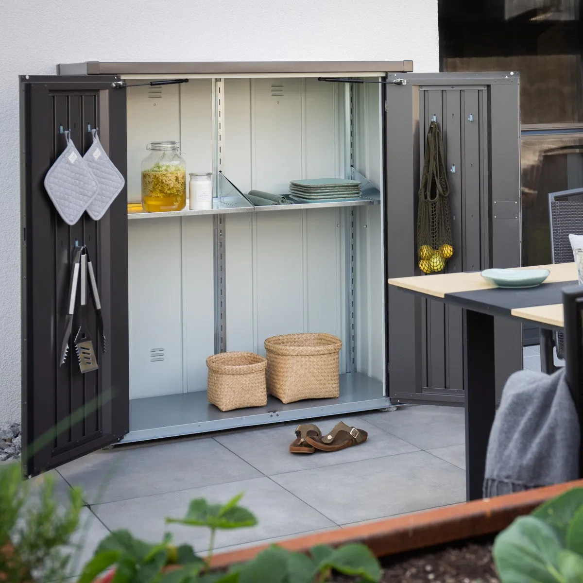 Biohort | 4x2x5 ft Romeo Storage Locker - Dark Gray