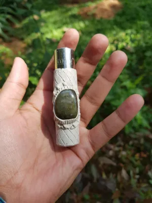Clipper Designer Brown Star Stone Lighter
