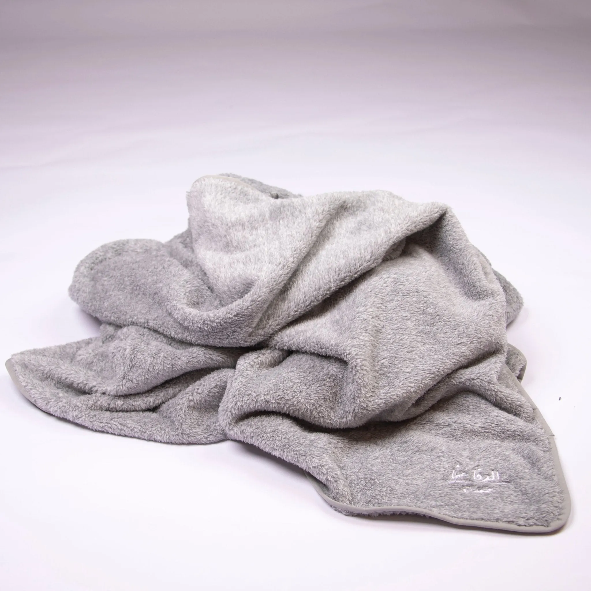 Light Grey | El Dafa 3afa Blankets