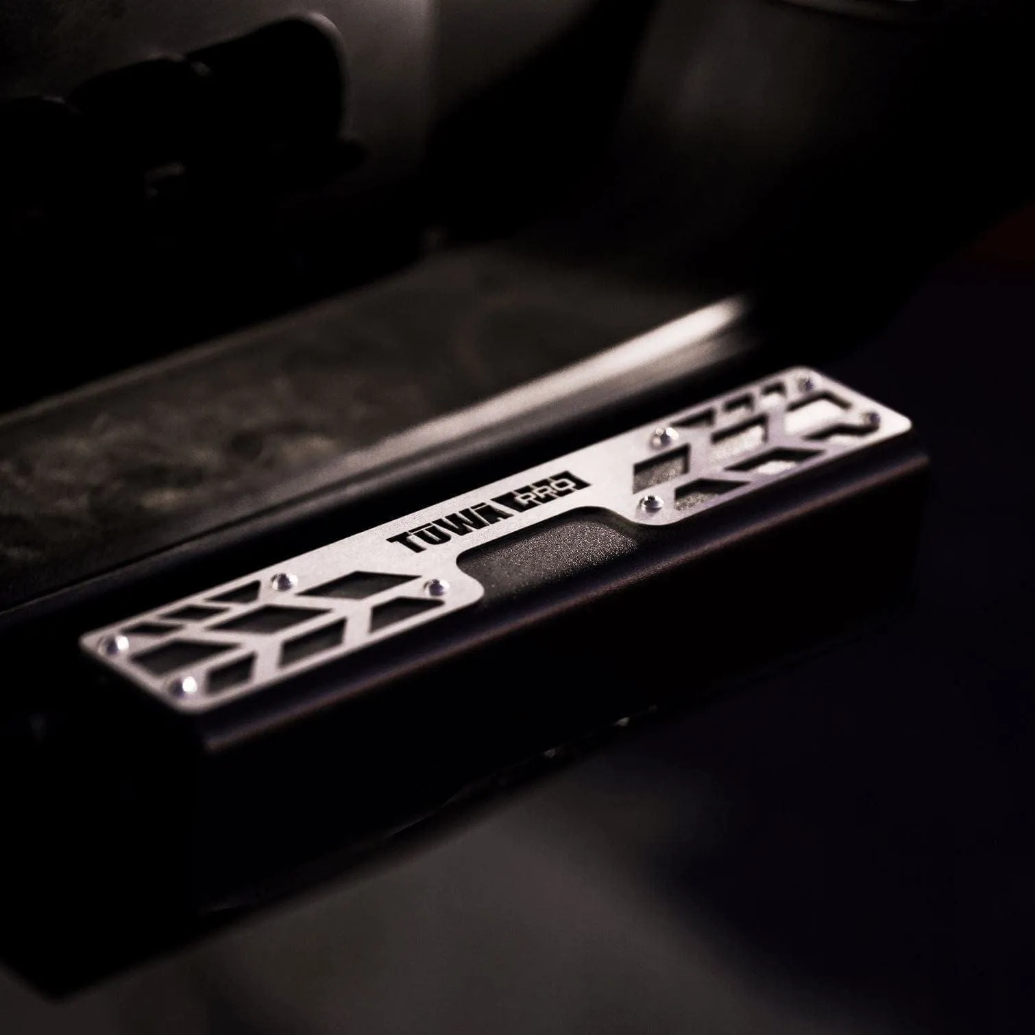 TUWA PRO | 4CX Boar Hitch Step